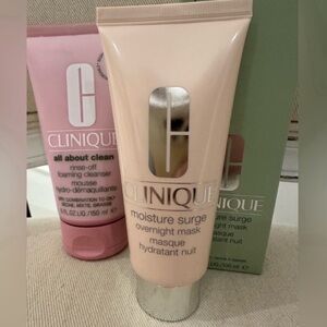 Clinique NWT Bundle Overnight Moisture Mask + Foaming Cleanser 2 Piece Set